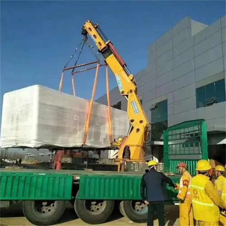 泗洪随车吊是否可以进行长途运输